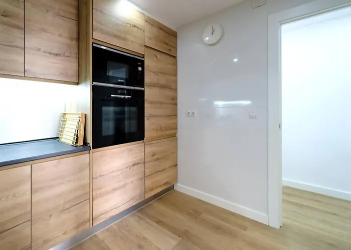 Piso Muy Moderno Y Centrico גיחון