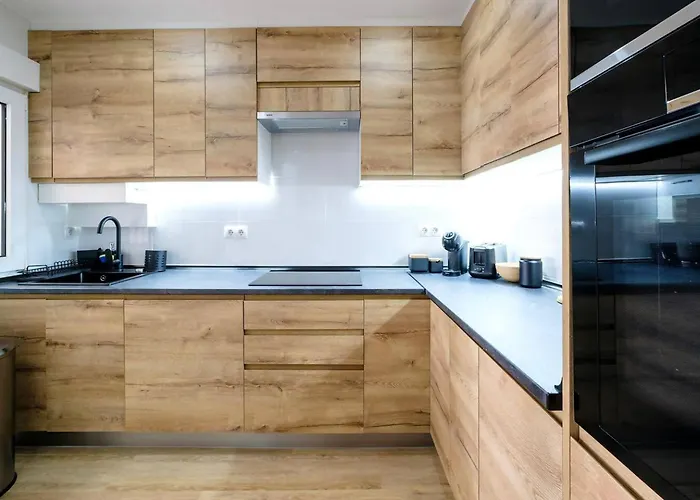 Piso Muy Moderno Y Centrico *