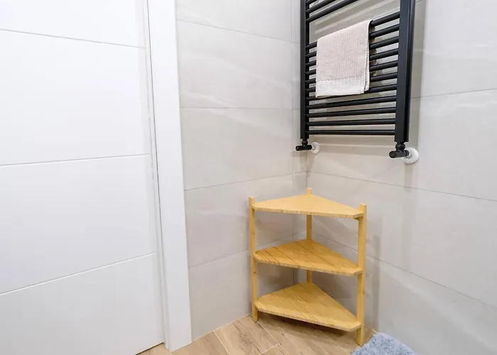 Piso Muy Moderno Y Centrico גיחון