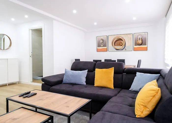 דירה Piso Muy Moderno Y Centrico גיחון