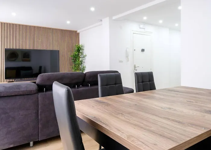 Piso Muy Moderno Y Centrico *