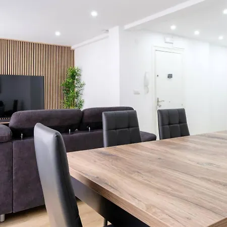 Piso Muy Moderno Y Céntrico *